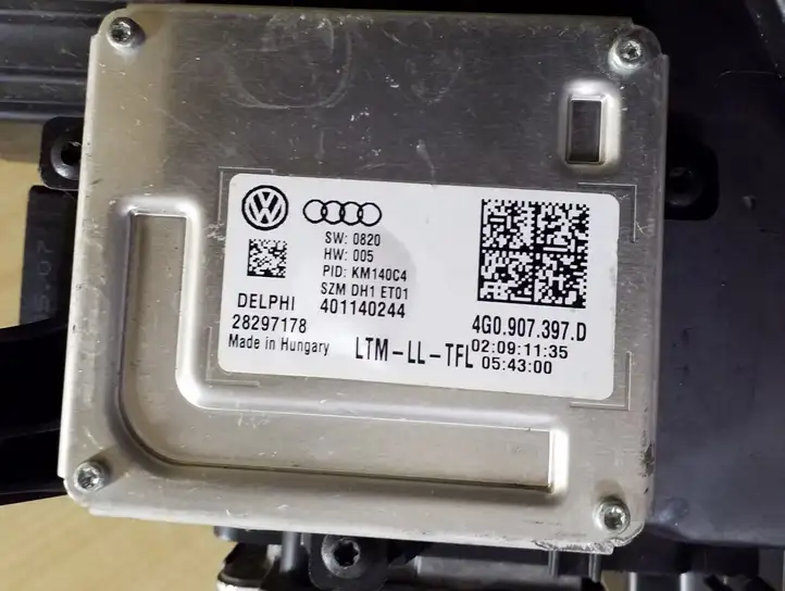 Audi S5 8T (2011 - 2016) 8T0941044A Передняя фара — фото 8