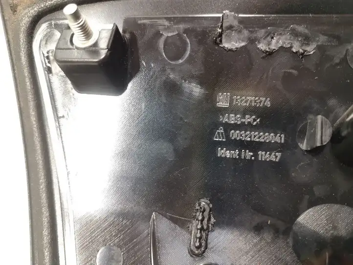 Opel Astra J (2009 - 2012) 13271374 Ручка крышки багажника — фото 6