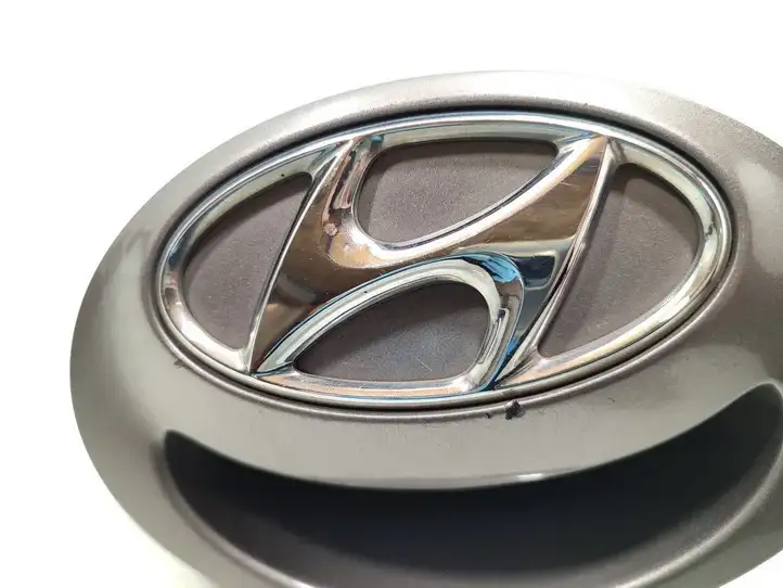 Hyundai i20 (PB PBT) (2012 - 2014) 87374-1J600 Ручка крышки багажника — фото 3