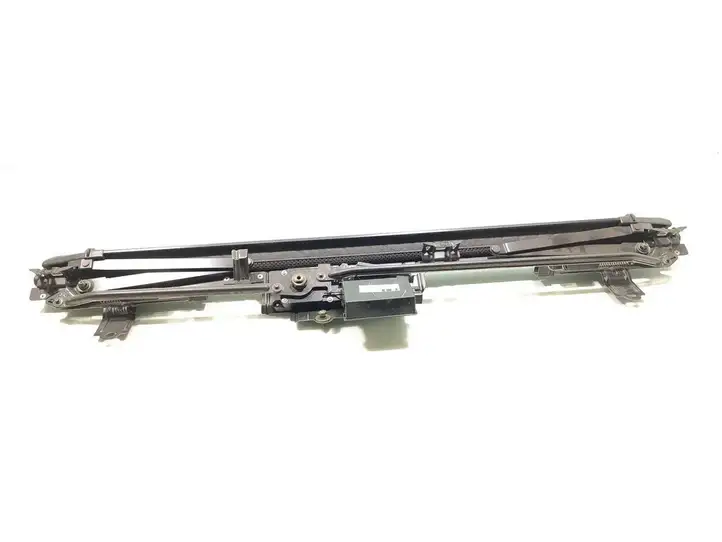 Lexus IS 220D-250-350 (2005 - 2010) 64350-53010 Солнцезащитная шторка задней двери — фото 5