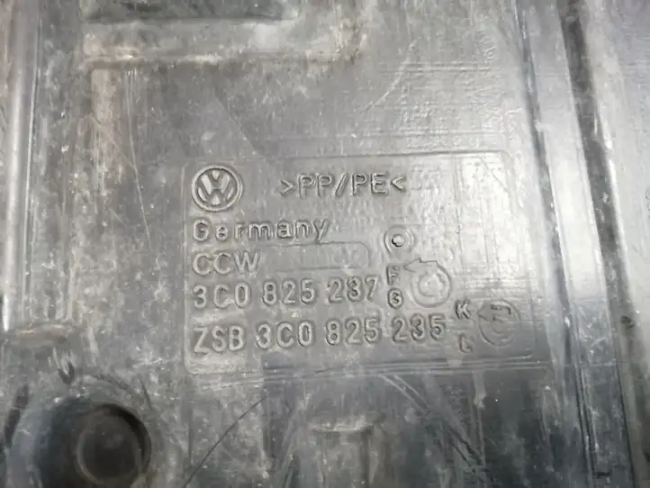 Volkswagen PASSAT B6 (2005 - 2010) 3C0825237 Защита двигателя — фото 3