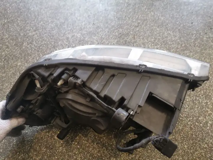 Volvo XC60 (2008 - 2013) 30763146 Передняя фара — фото 4