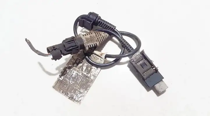 Opel Astra H (2004 - 2009) 13118565 Прочая электропроводка — фото 2