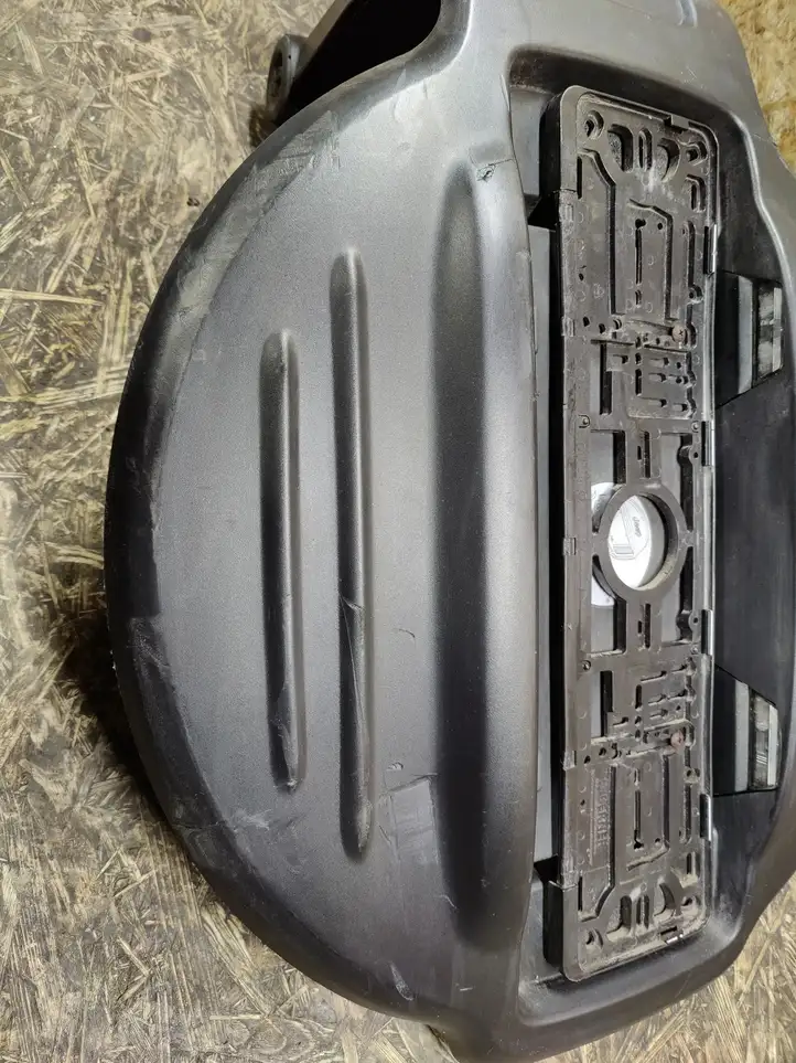 Jeep Cherokee (2007 - 2013) 5HF06TRMA Кронштейн запасного колеса — фото 6