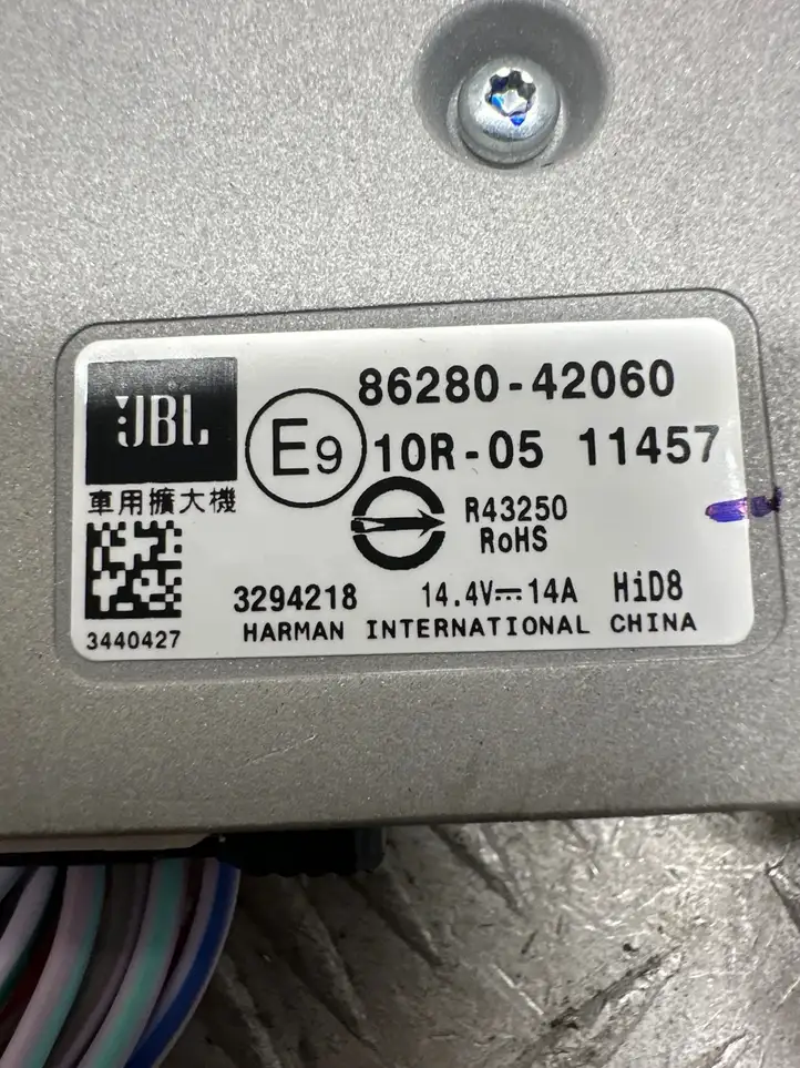Toyota RAV 4 (XA50) (2018 - ) 8628042060 Усилитель звука — фото 3