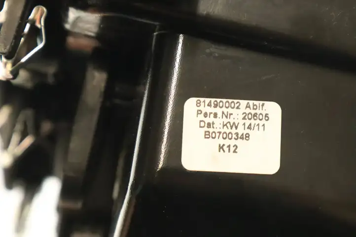 BMW 3 E92 E93 (2005 - 2014) 6960686 Задняя пепельница — фото 16