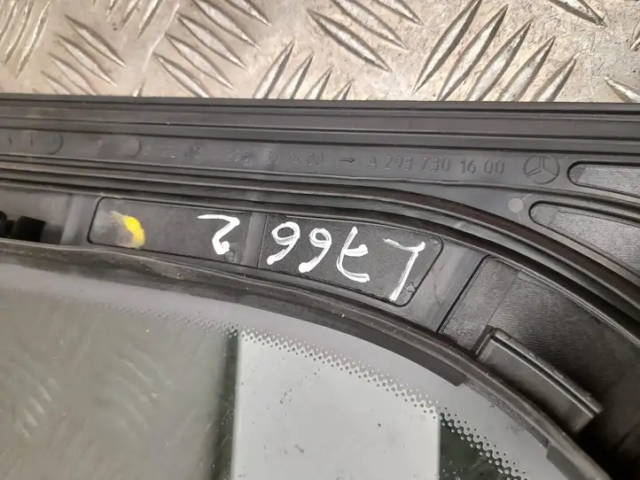 Mercedes-Benz EQC (2018 - ) A2937301600 Рамка дверного стекла задней двери — фото 4