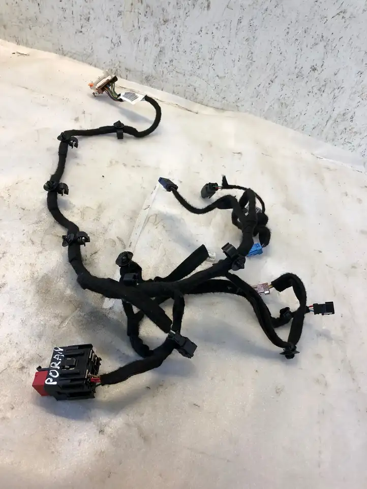 Opel Grandland X (2017 - ) 9825847080 Прочая электропроводка — фото 3