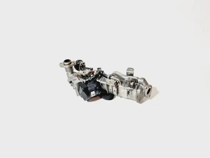 BMW 5 F10 F11 (2009 - 2016) 11717822350 Охладитель клапана EGR — фото 1