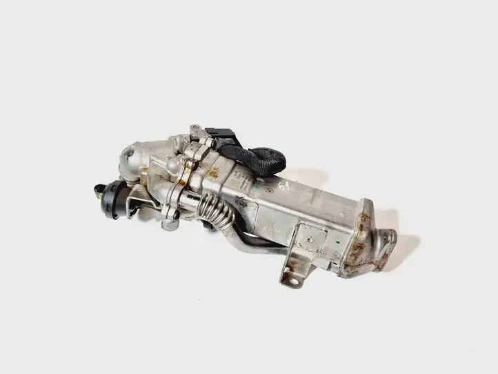 BMW 5 F10 F11 (2009 - 2016) 11717822350 Охладитель клапана EGR — фото 4