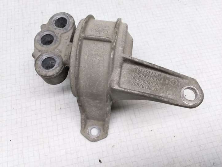 90575772YL Opel Astra G Variklio pagalvė