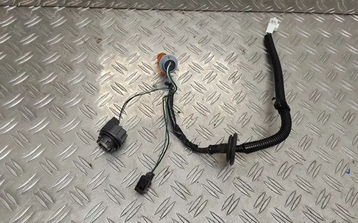 Toyota RAV 4 (XA40) (2012 - 2018) S1801010300113 Проводка задних фонарей — фото 2