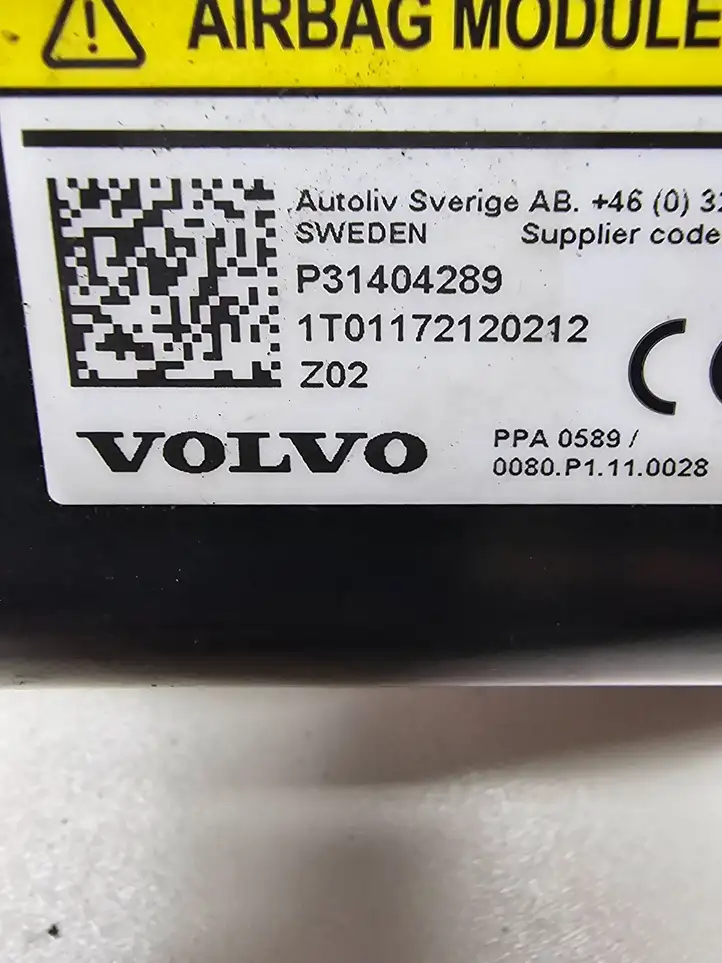 Volvo V40 Cross country (2016 - 2019) P31404289 Подушка безопасности пешехода — фото 4