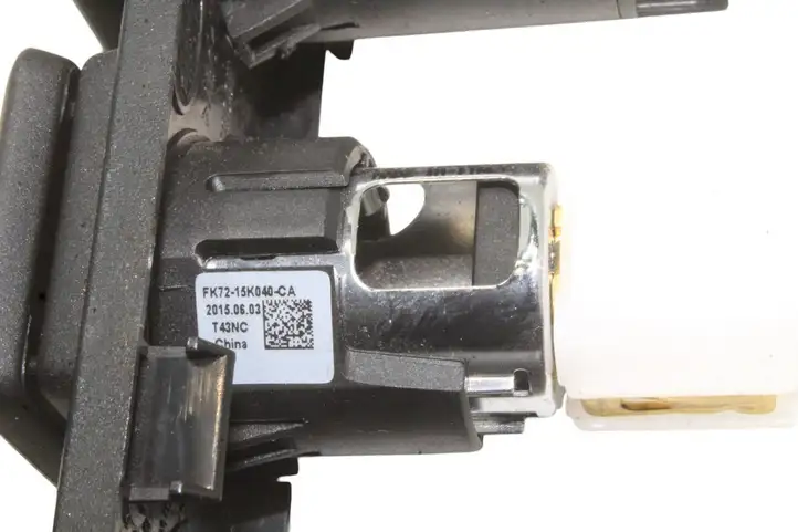 Land Rover Discovery Sport (2014 - 2019) FK7219010CA Прикуриватель — фото 8
