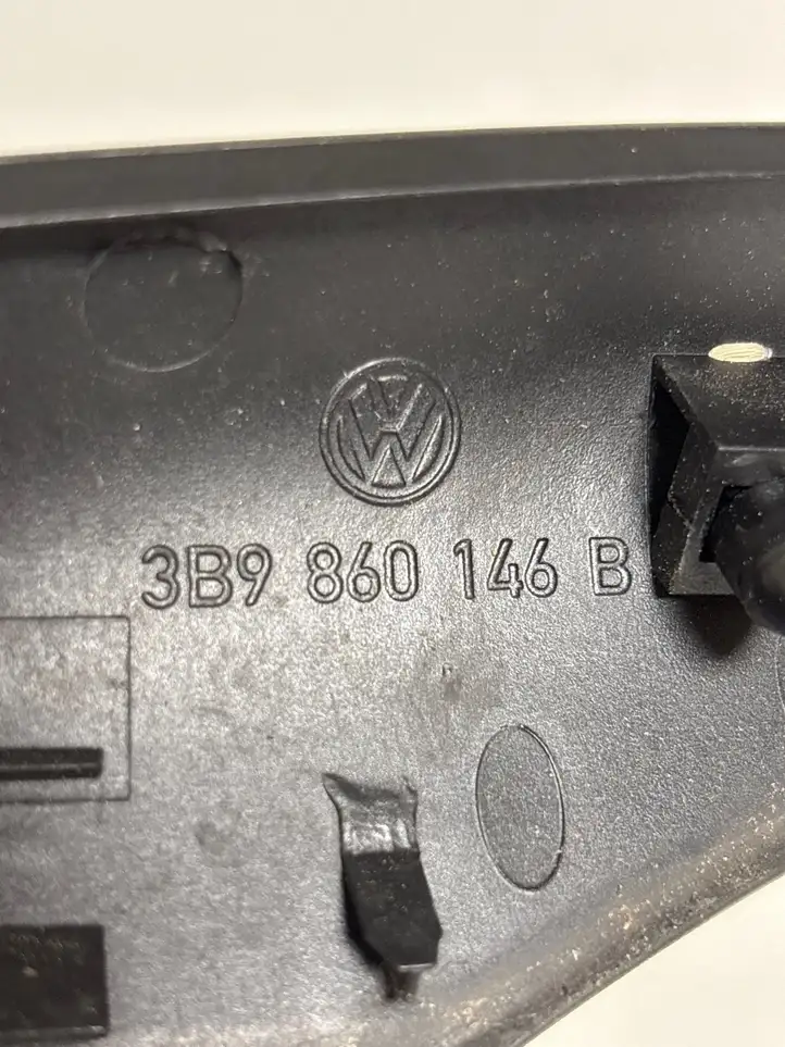 Volkswagen PASSAT B5.5 (2001 - 2005) 3B9860146B Крышка рейлинга — фото 3