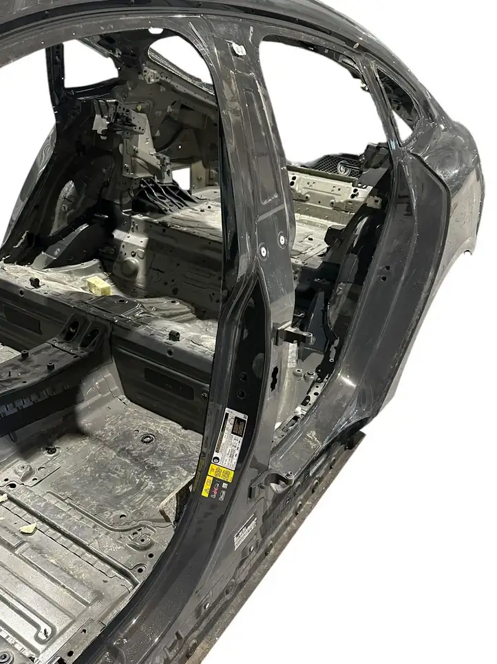 BMW i4 (2021 - ) 9477455 Средняя стойка кузова (B) — фото 2
