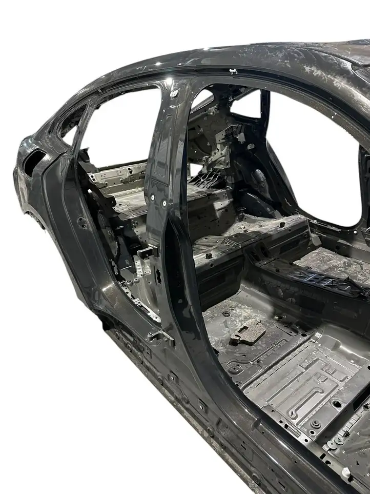 BMW i4 (2021 - ) Средняя стойка кузова (B) — фото 2