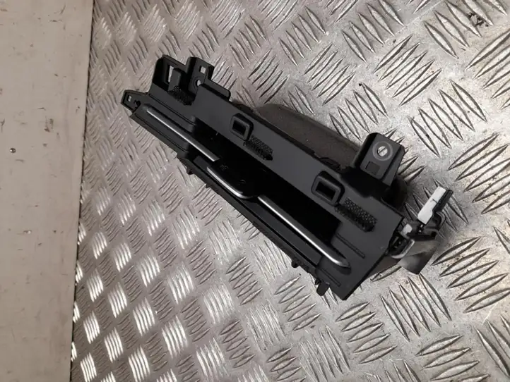 Hyundai Kona II (2023 - ) 97408BE000 Боковой воздушный дефлектор — фото 2