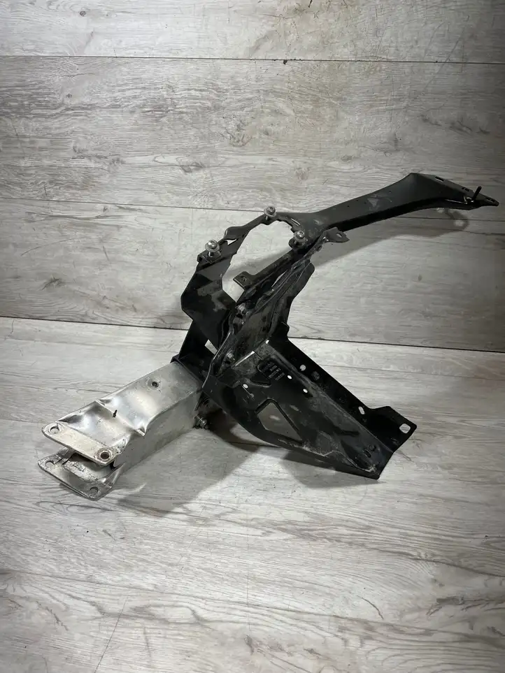 BMW X1 F48 F49 (2015 - 2022) 7406385 Амортизатор переднего бампера — фото 1