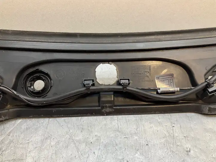 BMW 3 E92 E93 (2005 - 2014) 7161033 Жабо стеклоочистителей — фото 3
