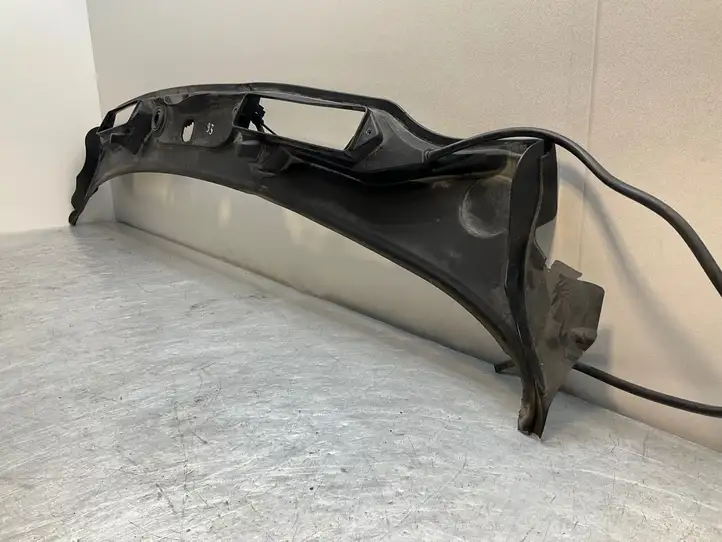 BMW 3 E92 E93 (2005 - 2014) 7161033 Жабо стеклоочистителей — фото 10