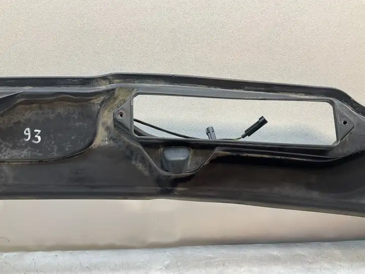 BMW 3 E92 E93 (2005 - 2014) 7161033 Жабо стеклоочистителей — фото 12