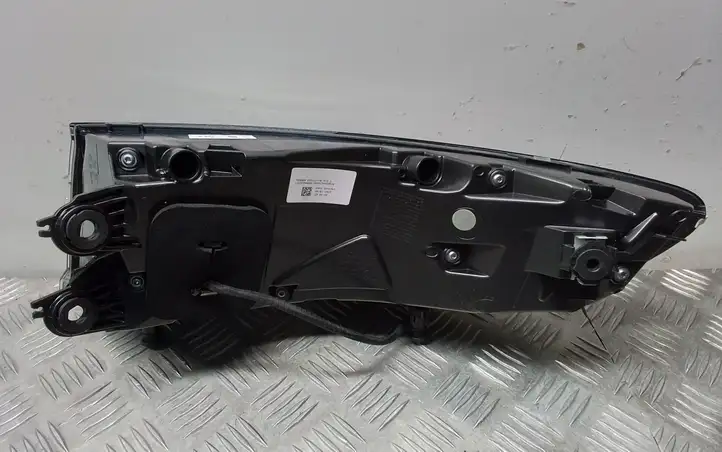 Porsche Macan (95B) (2019 - ) 95B945091AM Задний фонарь в кузове — фото 3