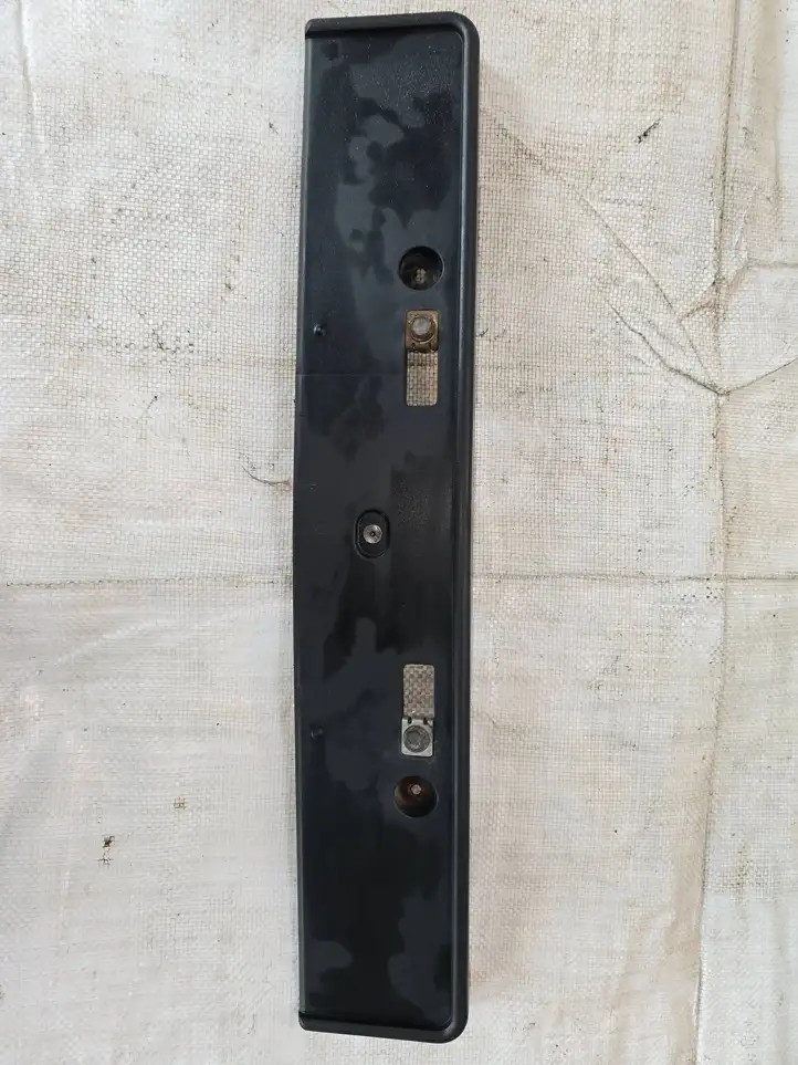 Toyota Prius (XW20) (2003 - 2009) 5211447050 Рамка номера — фото 1