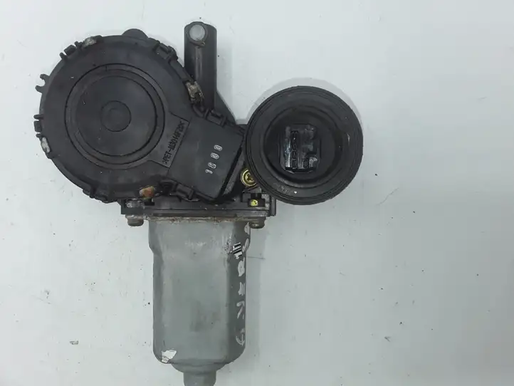 Toyota Avensis Verso (2001 - 2004) 8571044050 Стеклоподъемник задней двери — фото 2