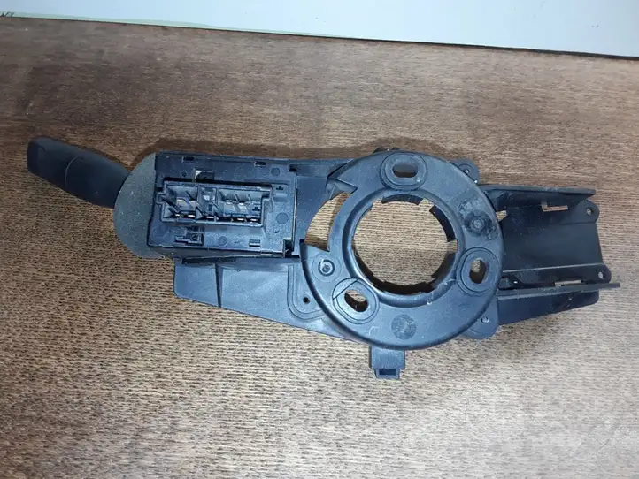 Peugeot 206 (1998 - 2012) 34394302 Переключатель стеклоочистителей — фото 3