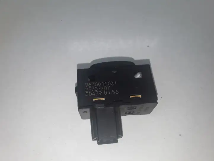 Peugeot 407 (2004 - 2011) 96360166XT Кнопка стеклоподъемников — фото 2