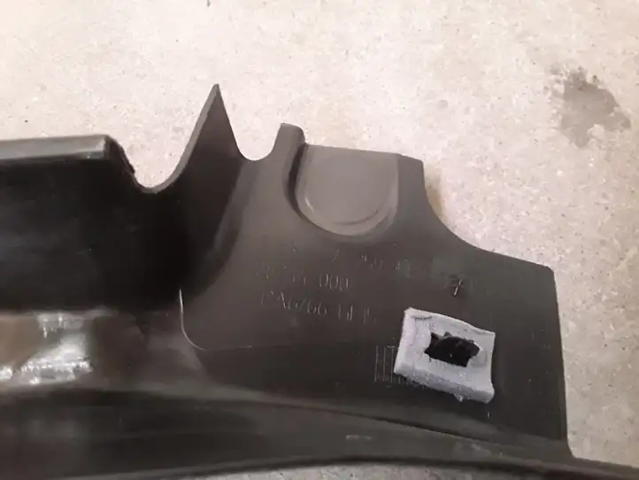BMW 3 F30 F35 F31 (2012 - 2018) 7259382 Накладка стекла передней двери — фото 2