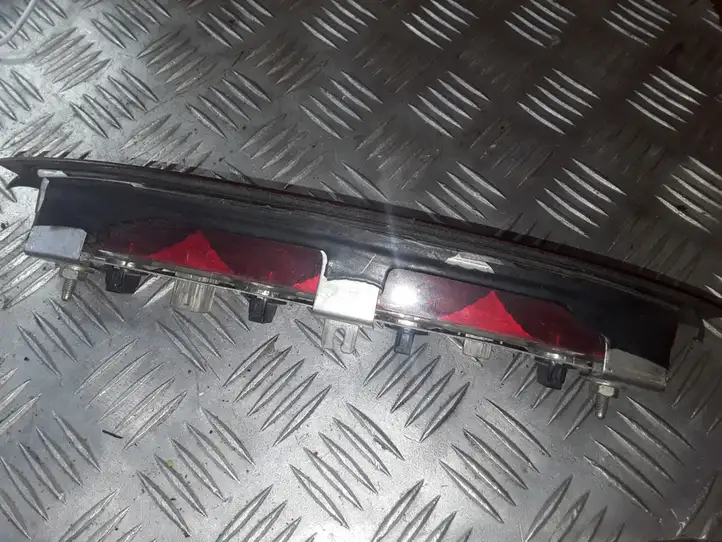 Toyota Corolla Verso E121 (2001 - 2004) E43020002 Дополнительный стоп фонарь — фото 3