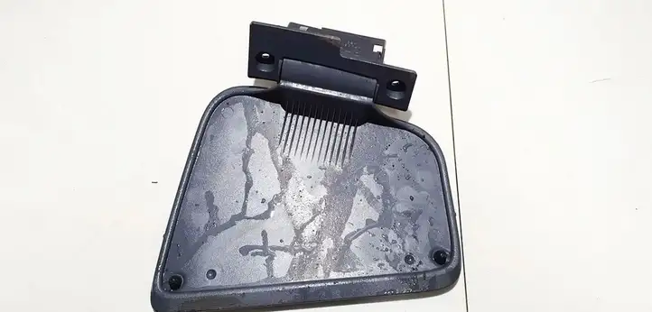 Toyota Previa (XR30, XR40) II (2000 - 2006) Прочие детали салона — фото 2