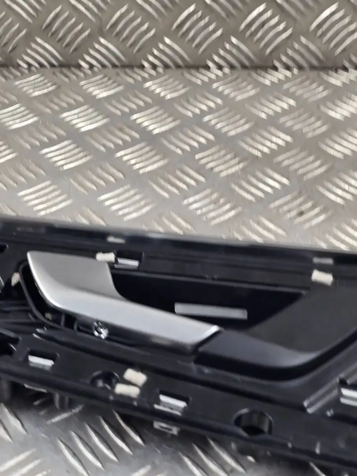 Audi Q7 4M (2015 - ) 4M0839019E Внутренняя ручка задней двери — фото 2