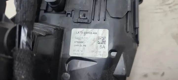 Jaguar XE (2019 - )  LX7324995AA Замок задней двери