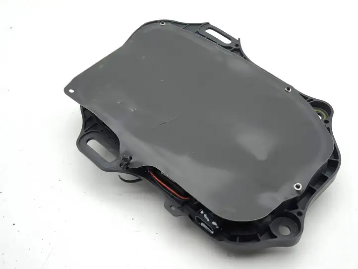 Tesla Model S (2012 - 2016) Наружная ручка задней двери — фото 10