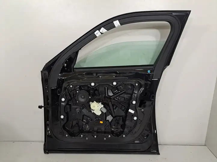 BMW XM (2022 - ) 9850656 Дверь — фото 15