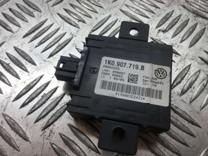 1K0907719B Audi A3 S3 8P Signalizacijos valdymo blokas