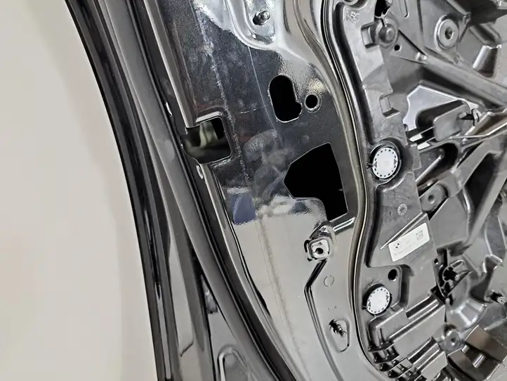BMW XM (2022 - ) 9850655 Дверь — фото 7
