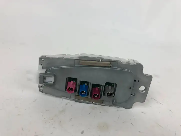 BMW X3 F25 (2010 - 2017) 9165653 Крышка GPS-антенны — фото 6