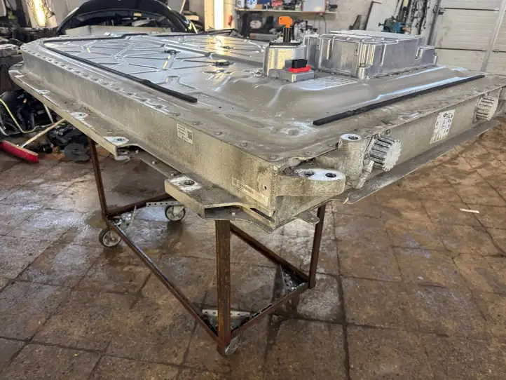 Jaguar I-Pace   J9D310B759CF  Аккумуляторная батарея гибридного / электрического автомобиля