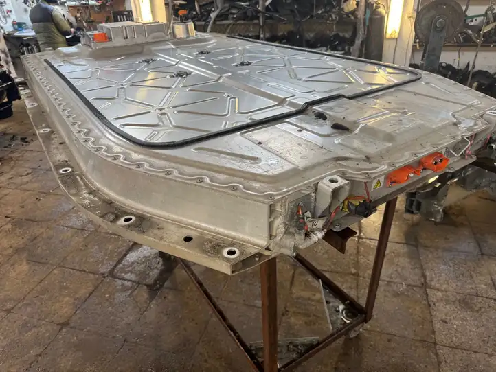 Jaguar I-Pace   J9D310B759CF  Аккумуляторная батарея гибридного / электрического автомобиля