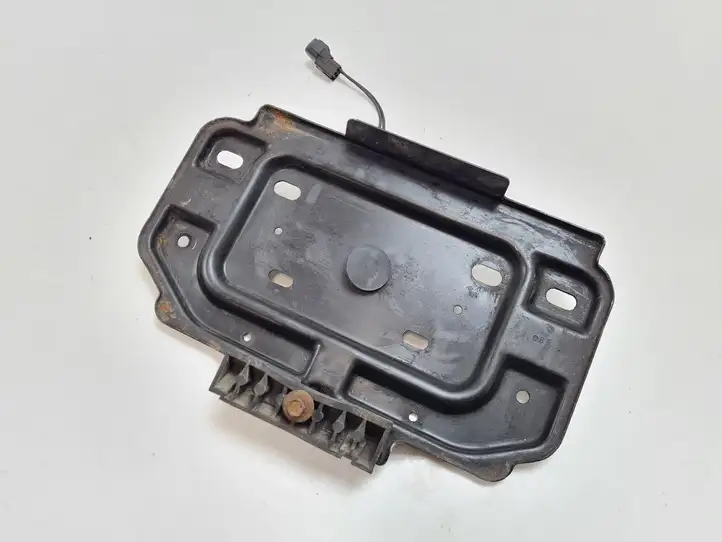 Jeep Wrangler (1996 - 2006) Площадка аккумулятора — фото 1