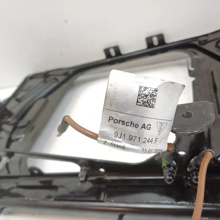 Porsche Taycan 9J1 (2019 - ) 9J1915516D Держатель аккумулятора — фото 9