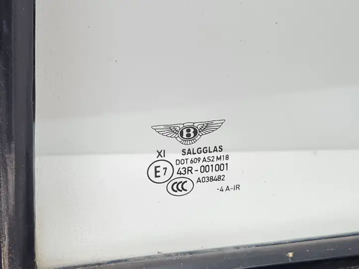 Bentley Flying Spur (2013 - 2019) 4W0839439LH Форточка двери — фото 2