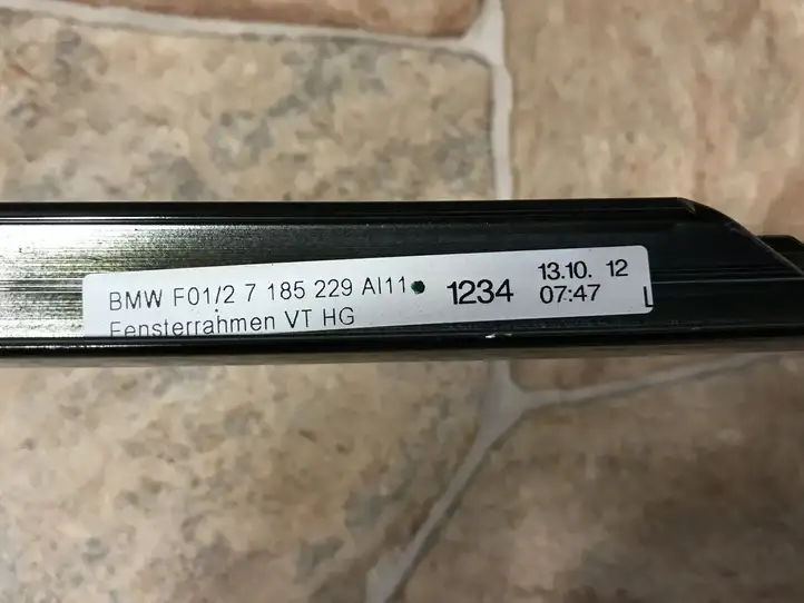 BMW 7 F01 7185229 Направляющие стекла двери — фото 6