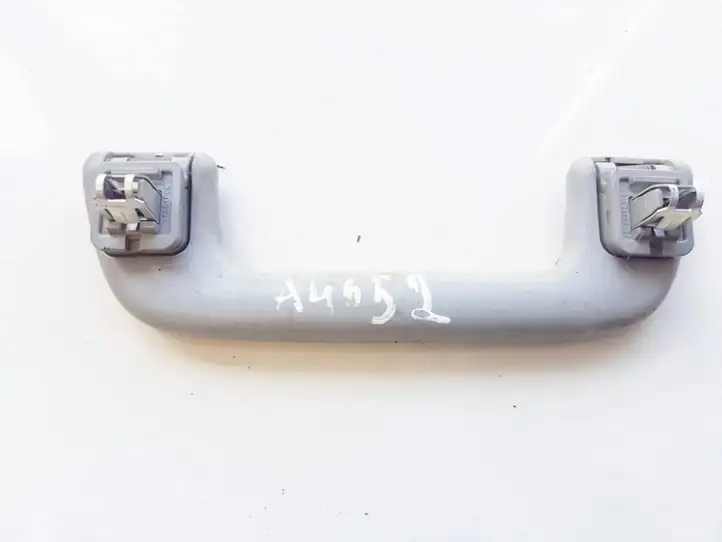 Toyota Prius (XW20) (2003 - 2009) 6746838010 Потолочная ручка передняя — фото 2