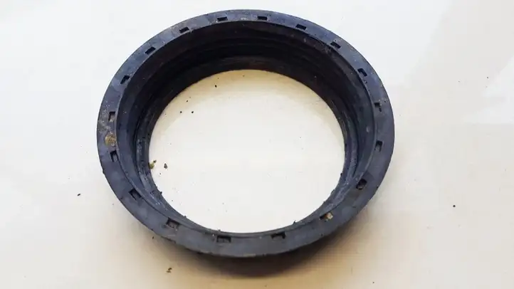 Mitsubishi Space Star (1998 - 2005) Гайка топливного насоса — фото 2