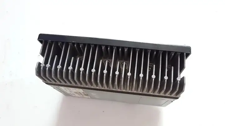 Toyota Land Cruiser (J120) (2002 - 2009) 8628060281 Усилитель звука — фото 2